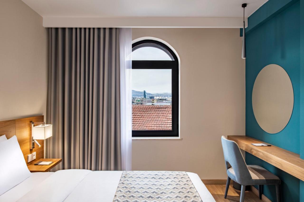 Clocks Hotel Tbilisi Exterior foto